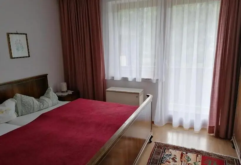 Huoneisto 1 Makuuhuone Näkymä, Heilbad Burgwies