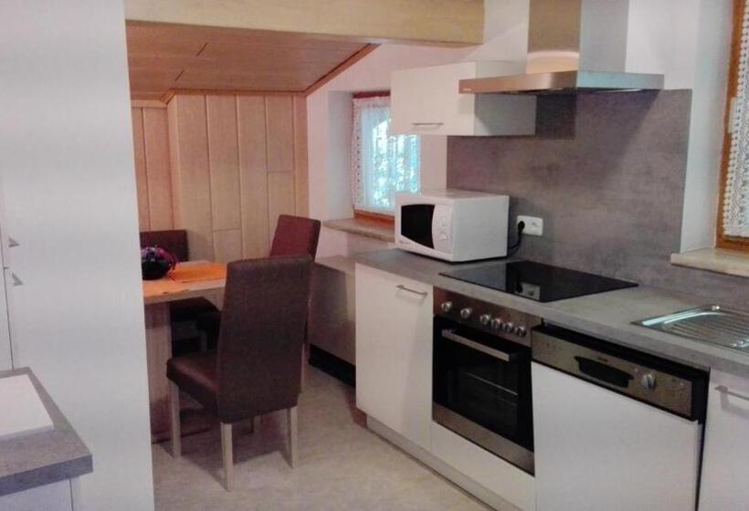 Апартаменты 2 Спальни с Балконом, Heilbad Burgwies