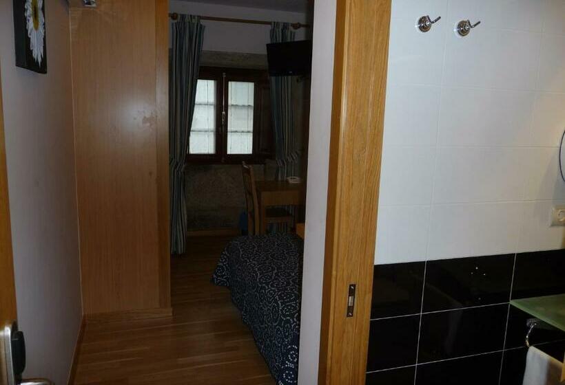 اتاق استاندارد یک نفره, Hortas P.r