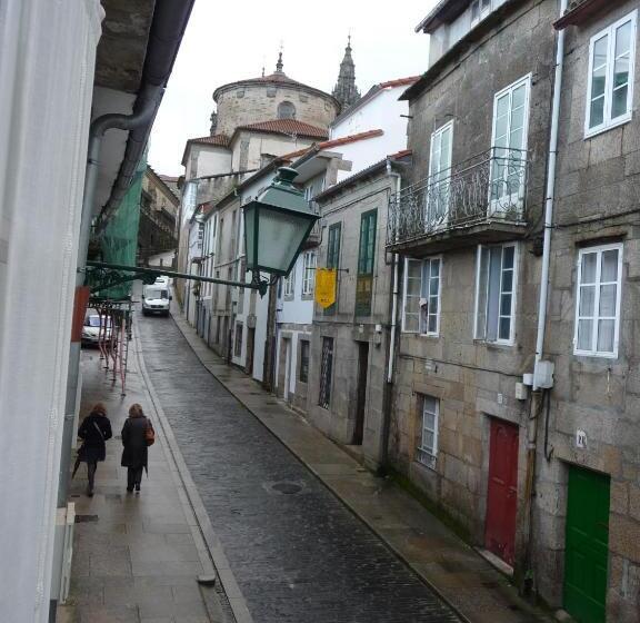 اتاق استاندارد یک نفره, Hortas P.r