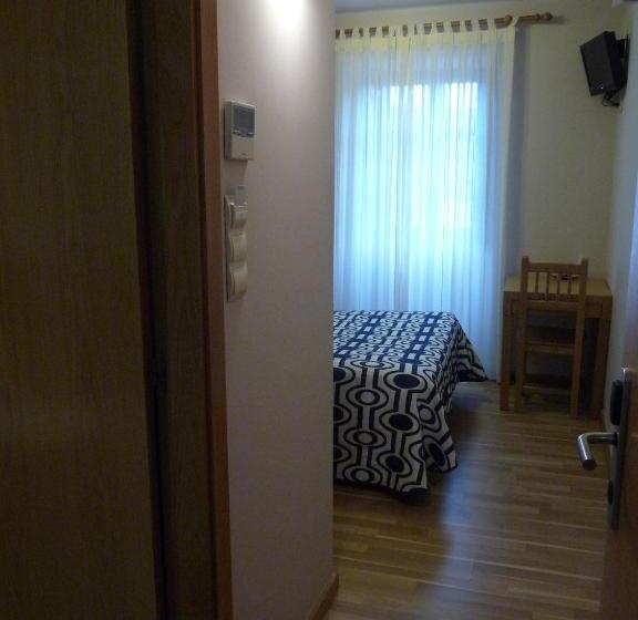 اتاق استاندارد, Hortas P.r