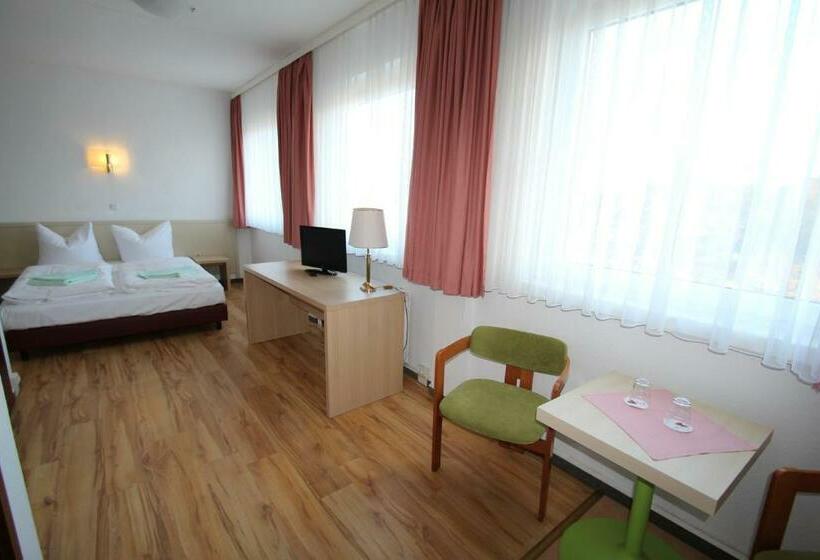 اتاق استاندارد, Schlafhaus Dünenweg 16