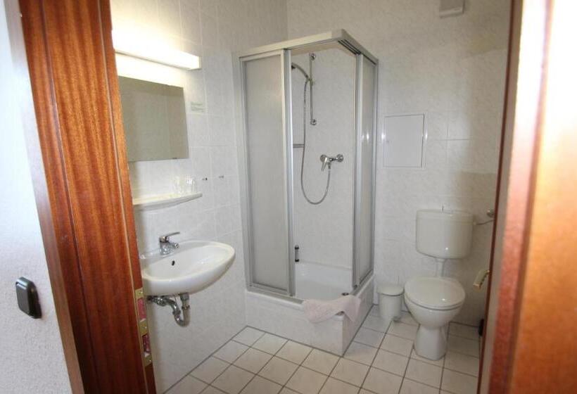 اتاق استاندارد یک نفره, Schlafhaus Dünenweg 16