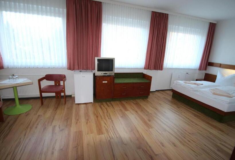 اتاق استاندارد سه نفره, Schlafhaus Dünenweg 16