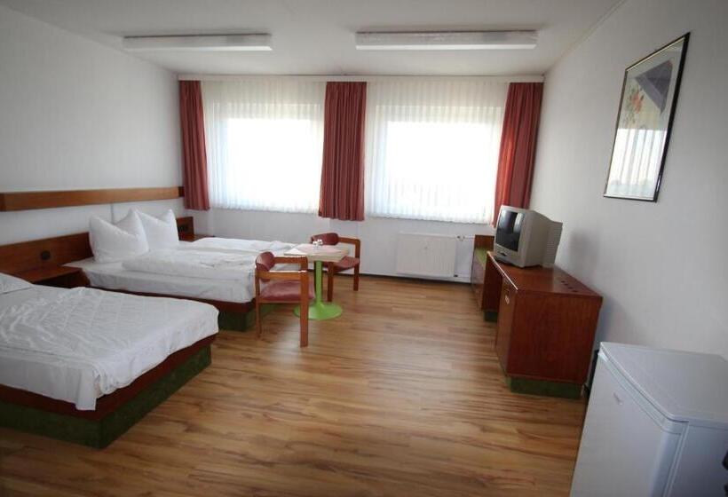 اتاق استاندارد سه نفره, Schlafhaus Dünenweg 16