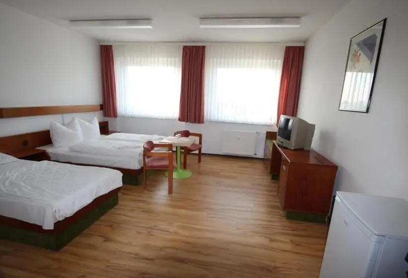 اتاق استاندارد سه نفره, Schlafhaus Dünenweg 16