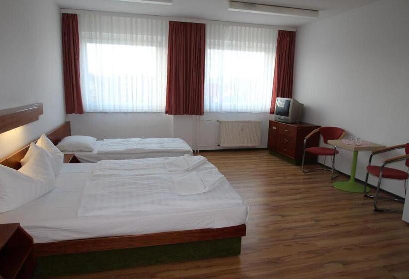 اتاق استاندارد سه نفره, Schlafhaus Dünenweg 16