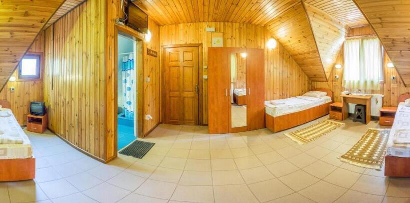 اتاق استاندارد سه نفره, Pensiunea Casa Verde Bucuresti