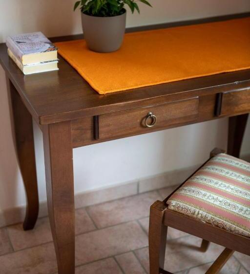 غرفة عائلية, Residence Serristori