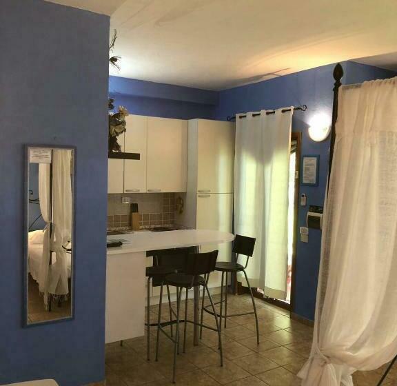 스탠다드 스튜디오, Villa Isabella