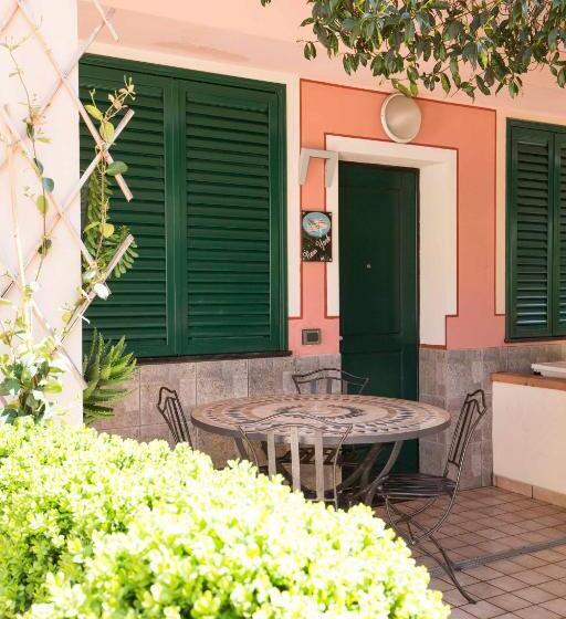 شقة سوبريور غرفة واحدة, World Village Apartments