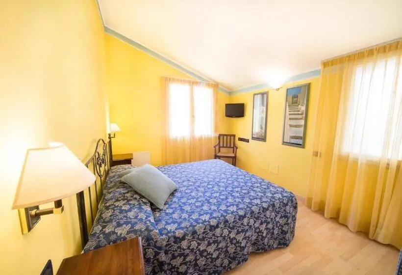 آپارتمان 2 خوابه, World Village Apartments