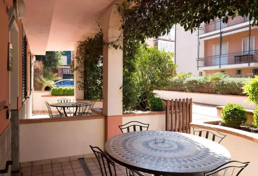 آپارتمان 1 خوابه همکف, World Village Apartments
