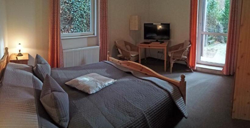 标准间, Bilz Pension