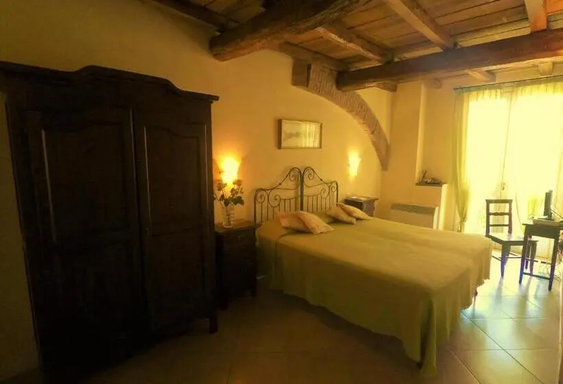 スーペリアールーム, Agriturismo Fattoria Corte Roeli
