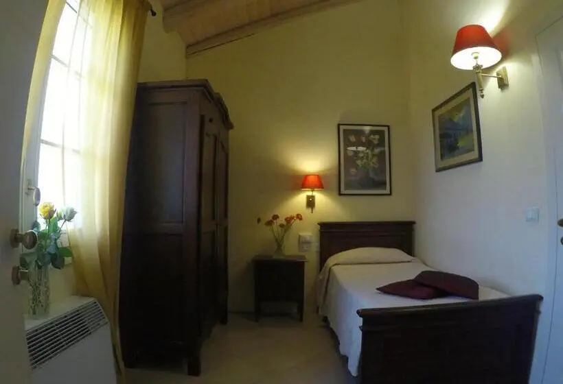 庭の見えるシングルルーム, Agriturismo Fattoria Corte Roeli