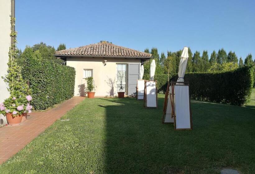 스탠다드 스튜디오 정원 전망, Agriturismo Fattoria Corte Roeli
