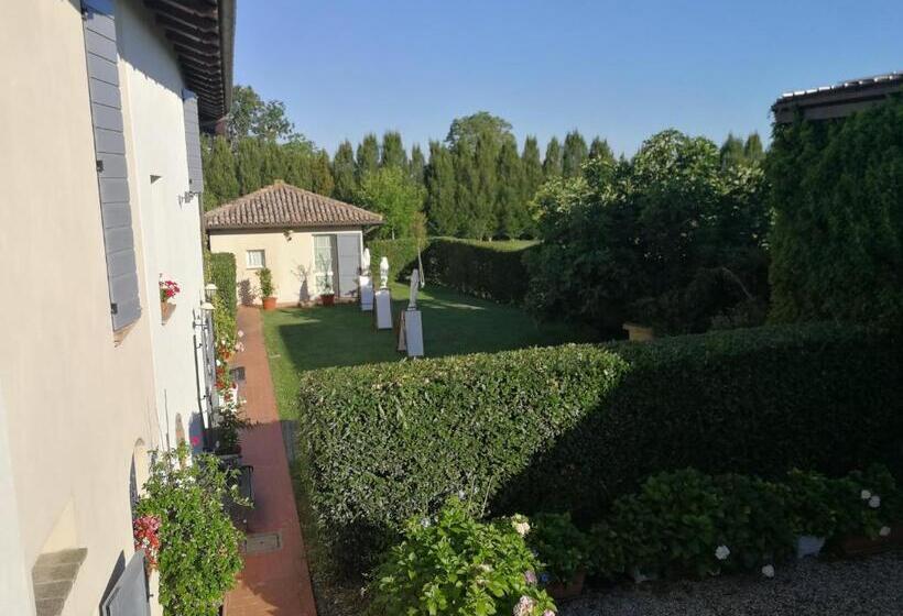 스탠다드 스튜디오 정원 전망, Agriturismo Fattoria Corte Roeli