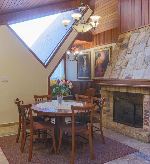 דירה בת חדר שינה 1 עם מרפסת, Palazzo Reale