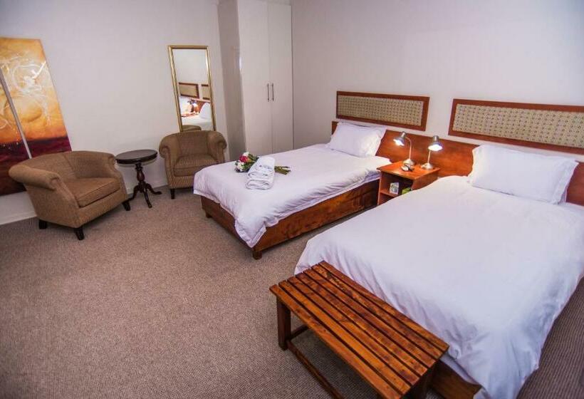 スタンダードルーム, Adelante Lodge