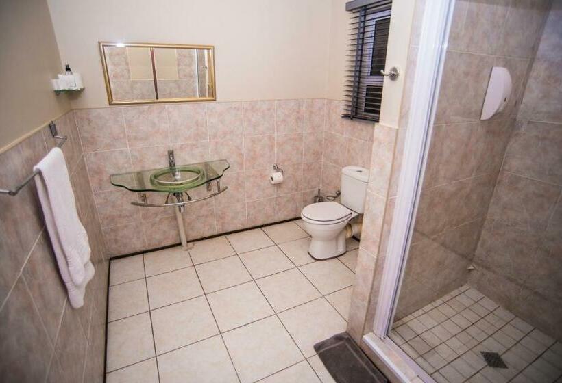 スイート（家族用）, Adelante Lodge