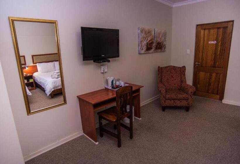 ファミリールーム, Adelante Lodge