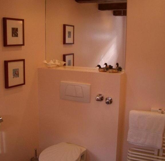 اتاق استاندارد, Am Alten Fronhof