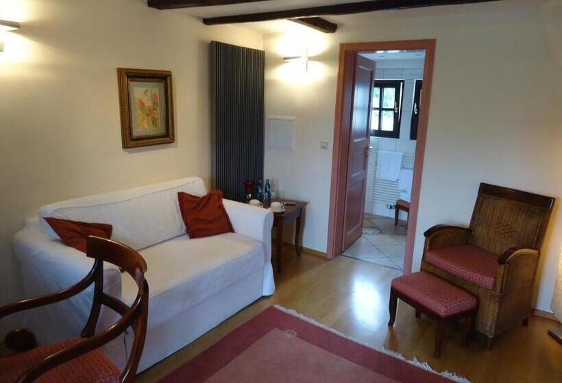 اتاق راحتی, Am Alten Fronhof