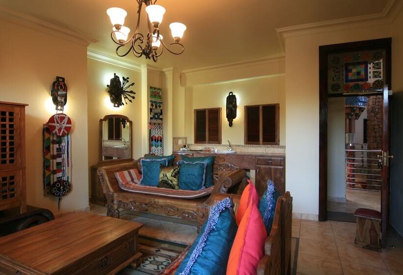 סוויטה דלוקס, Ammazulu African Palace