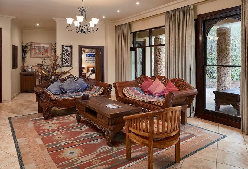 סוויטה אקזקיוטיב, Ammazulu African Palace