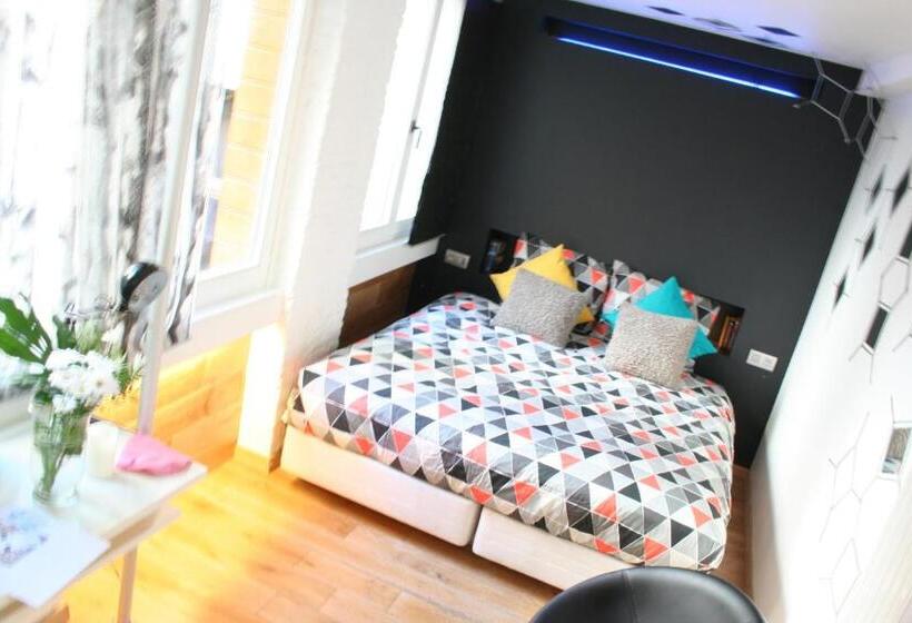 اتاق استاندارد, Bxlroom Guesthouse