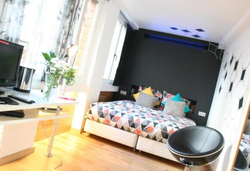 اتاق استاندارد, Bxlroom Guesthouse