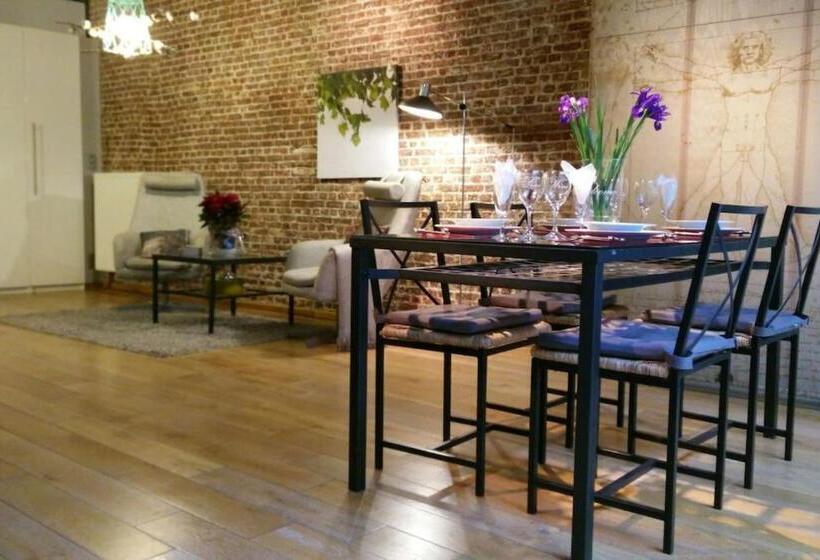 اتاق استاندارد با چشمانداز باغ, Bxlroom Guesthouse