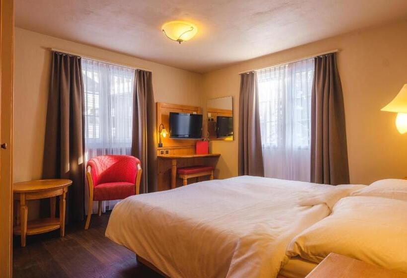 标准间带阳台, Guesthouse By The Rex