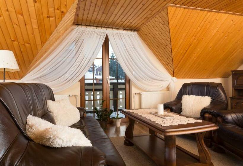 Апартаменты 3 Спальни, Penzion Enrico