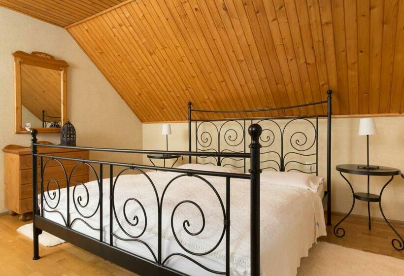 Апартаменты 3 Спальни, Penzion Enrico