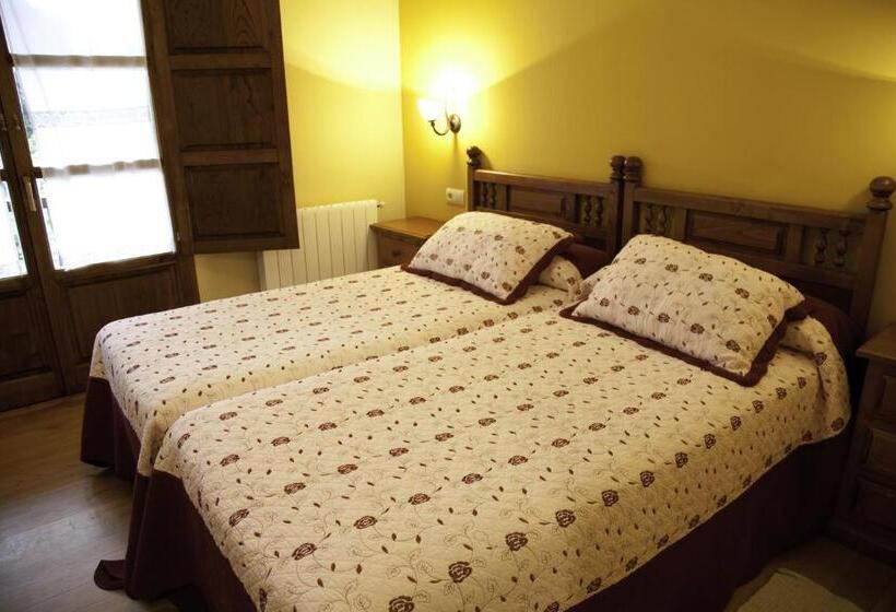 标准间, Posada Fuentedevilla