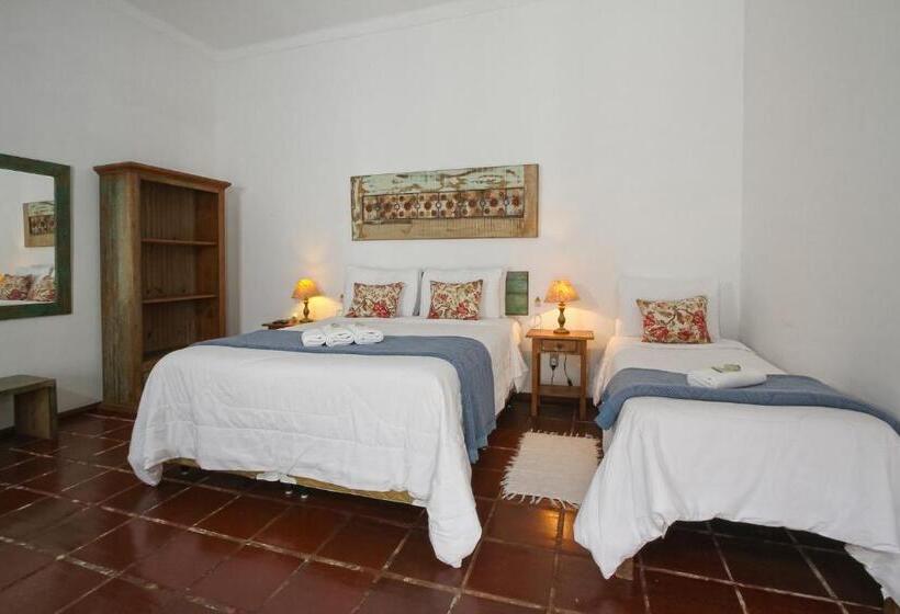 디럭스 트리플 룸, Pousada Do ó