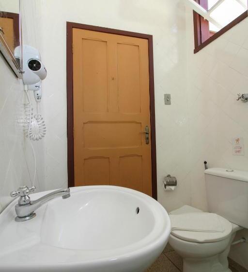 디럭스 트리플 룸, Pousada Do ó