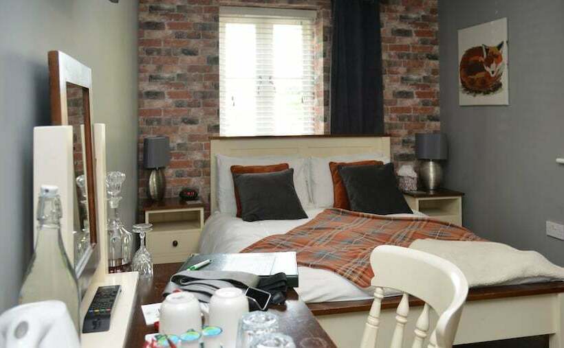 标准间, The Limes