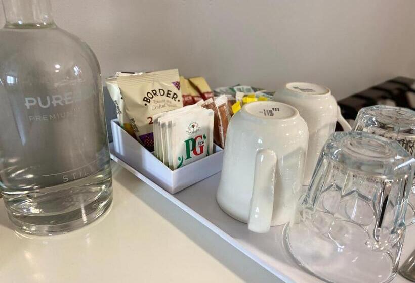 适合残疾人士使用的带超级大床的标准间, The Limes