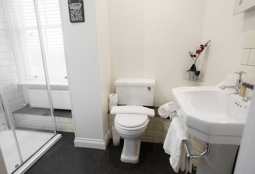 标准间, The Limes