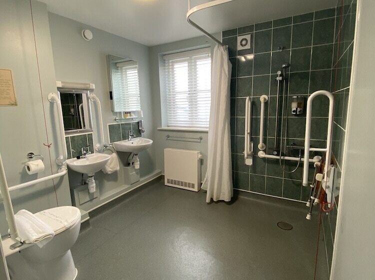 标准间, The Limes