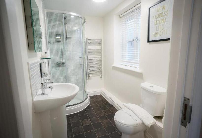 标准间, The Limes