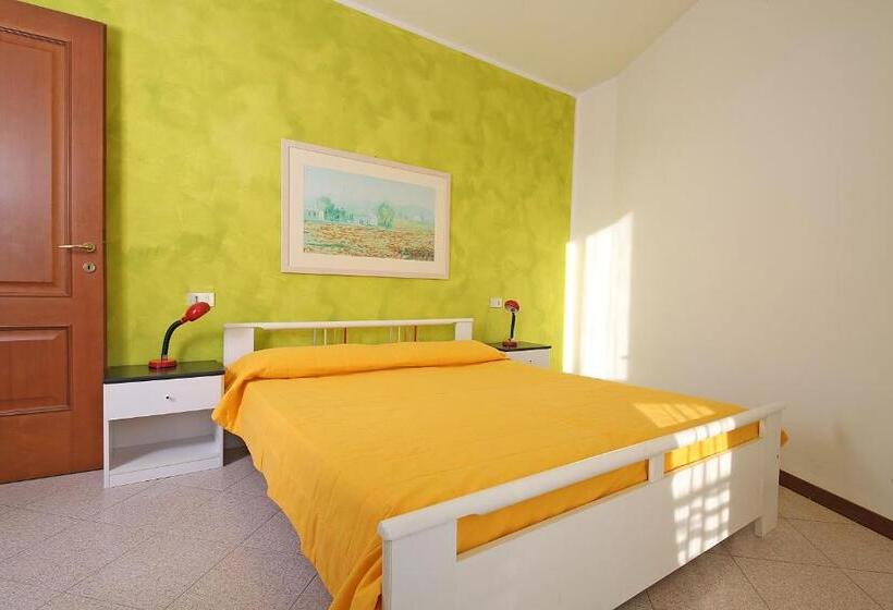 1 Bedroom Apartment Lake View, Residence Panorama La Forca, Gtsgroup