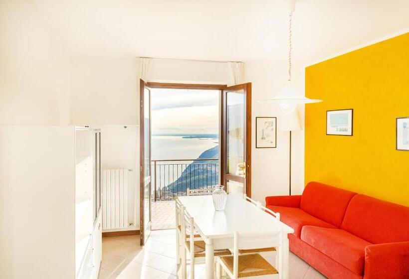 2 Bedrooms Apartment Lake View, Residence Panorama La Forca, Gtsgroup