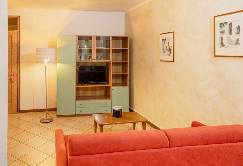 سوئیت جونیور با چشم‌انداز کوهستان, Residence Panorama La Forca, Gtsgroup