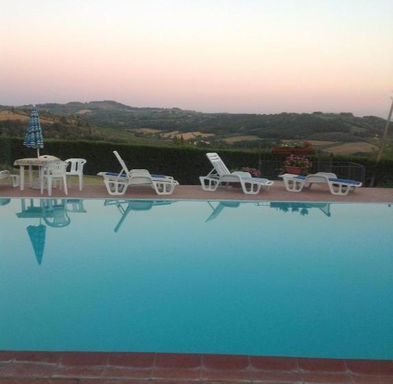 آپارتمان 3 خوابه, Agriturismo Le Ginestruzze