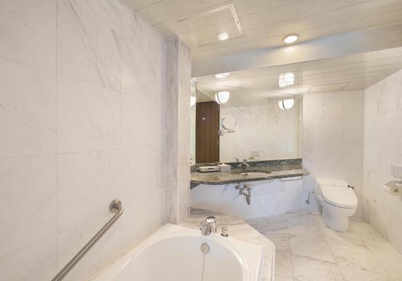 标准间, Conifers Guest House