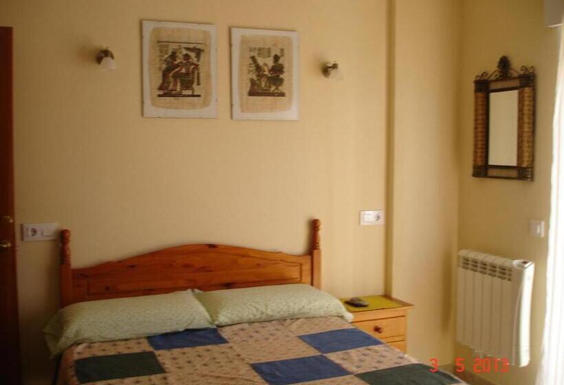 اتاق استاندارد با تراس, Pensión El Hidalgo